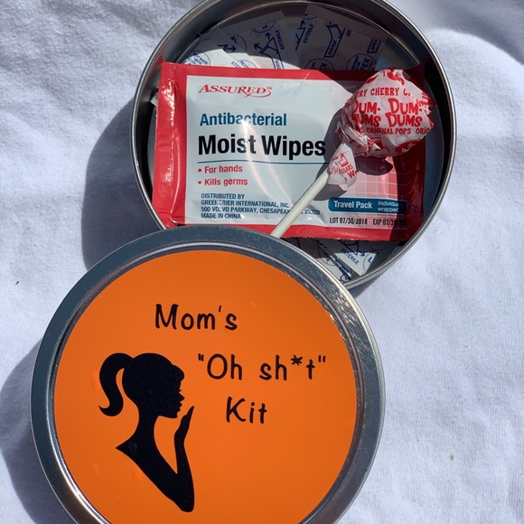 Moms “oh sh*t” kit - Picture 6 of 7